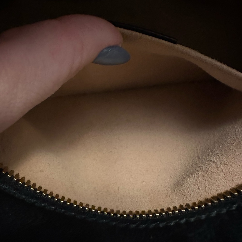 GUCCI Guccissima Small Signature Camera Bag - Picture 14 of 16
